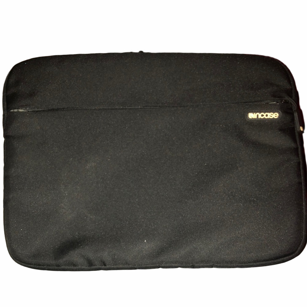 Incase 13 inch Laptop Case